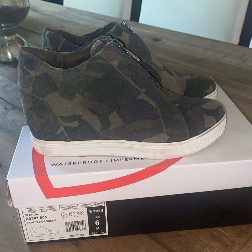 Blondo Glenda Wedge Sneakers